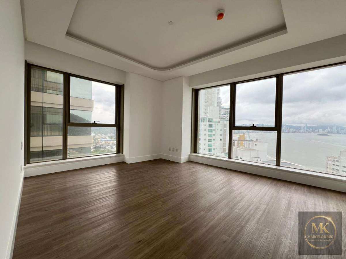 Apartamento á Venda 4 Suítes Sendo 1 Máster 265.00m2 Privativos Pagamento Facilitado Direto Proprietário em Balneário Camboriú