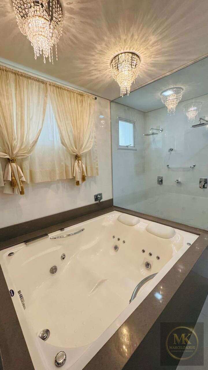 Apartamento á Venda 4 Suítes Sendo 1 Máster  281.m2 Privativos 3 vagas Pagamento Facilitado ,Frente Mar  Meia Praia Itapema - Marcelo Krug Corretor de Imóveis