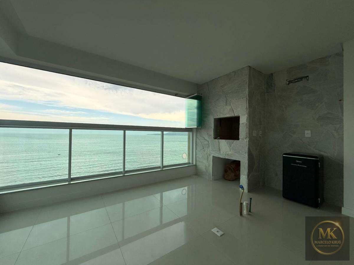 Apartamento á Venda 4 Suítes Sendo 1 Máster 3 Vagas Pagamento Facilitado Direto com Dono Meia Praia Itapema