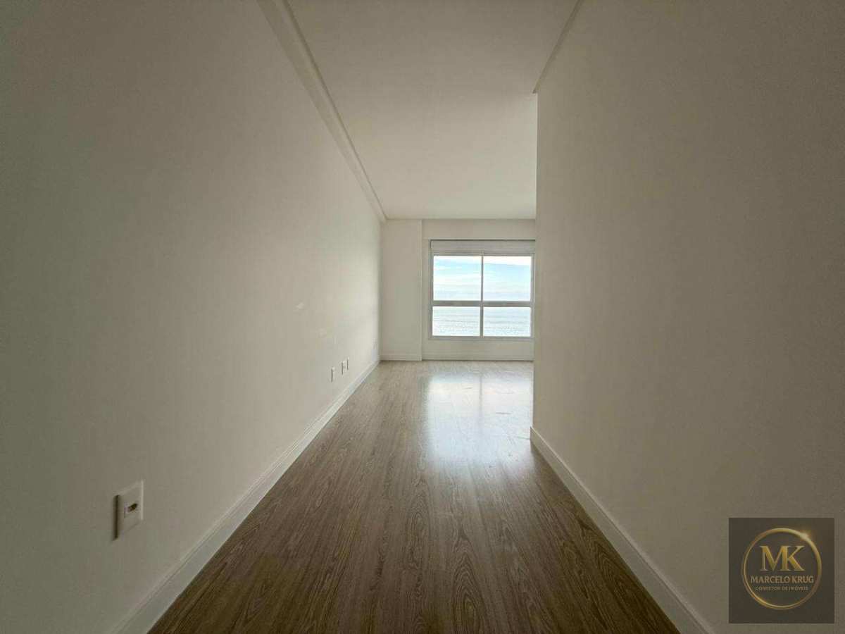 Apartamento á Venda 4 Suítes Sendo 1 Máster 3 Vagas Pagamento Facilitado Direto com Dono Meia Praia Itapema - Marcelo Krug Corretor de Imóveis