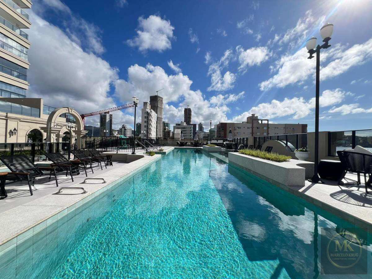 Apartamento á Venda 4 suítes sendo 1 Máster 458m2 privativos Quadra Mar Centro de Itapema Pagamento Facilitado. - Marcelo Krug Corretor de Imóveis