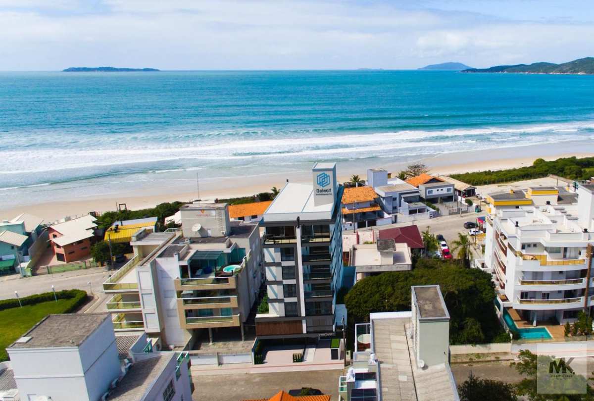 Apartamento à venda com 100m2 Privativos. 3 Dormitórios Sendo 2 Suítes Próximo ao Mar de Bombinhas Mariscal - Marcelo Krug Corretor de Imóveis