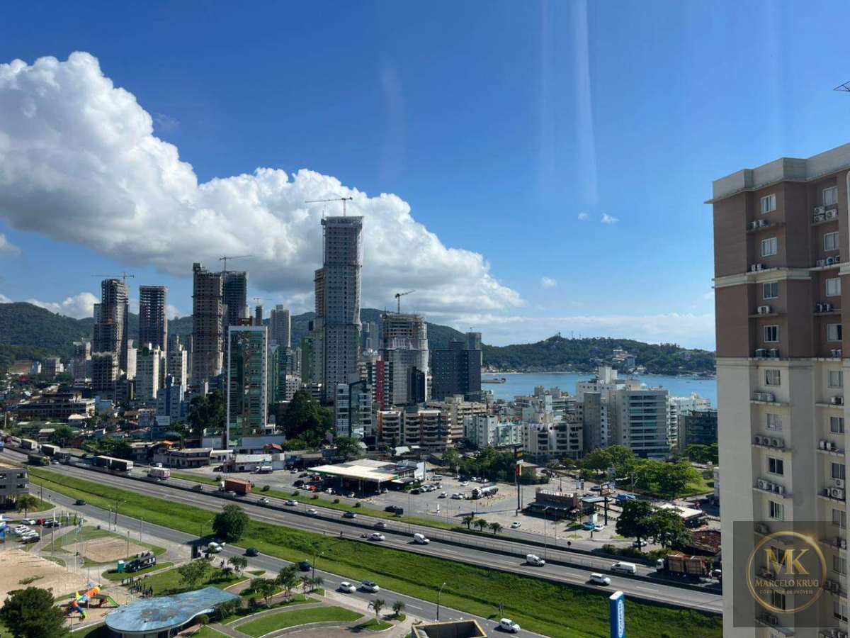 Apartamento à Venda em Itapema, Bairro Tabuleiro, com 3 Dormitórios Sendo 1 Suíte + Lazer Completo - Marcelo Krug Corretor de Imóveis