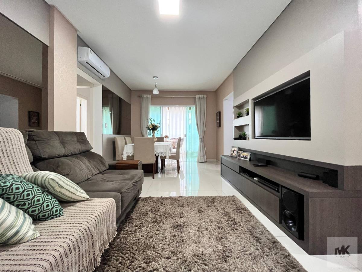 Apartamento à venda em Itapema, Meia Praia, com 2 quartos, 81.00m²