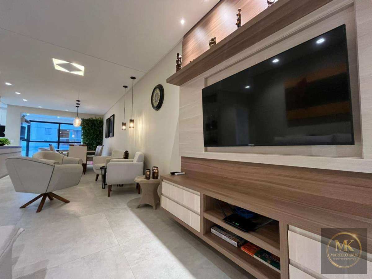 Apartamento à Venda, 3Suítes 127.00m² Privativos 2 Vagas Pagamento Facilitado Direto com Dono Meia Praia Itapema - Marcelo Krug Corretor de Imóveis