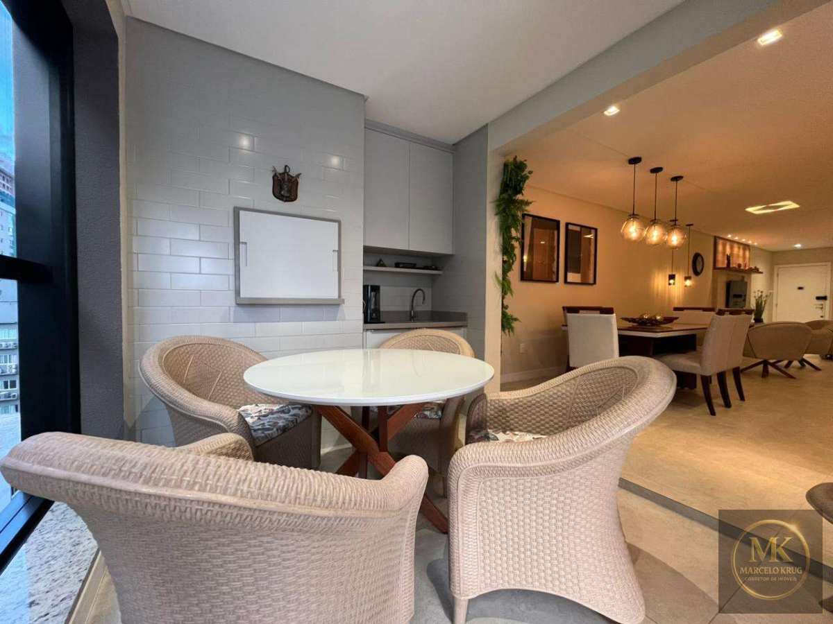 Apartamento à Venda, 3Suítes 127.00m² Privativos 2 Vagas Pagamento Facilitado Direto com Dono Meia Praia Itapema - Marcelo Krug Corretor de Imóveis