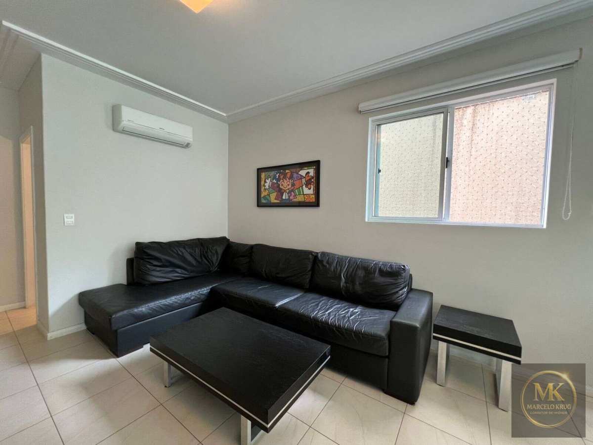 Apartamento Mobiliado em Meia Praia poucos metros do mar à venda em Itapema, MEIA PRAIA, com 3 quartos sendo 1 suíte - Marcelo Krug Corretor de Imóveis