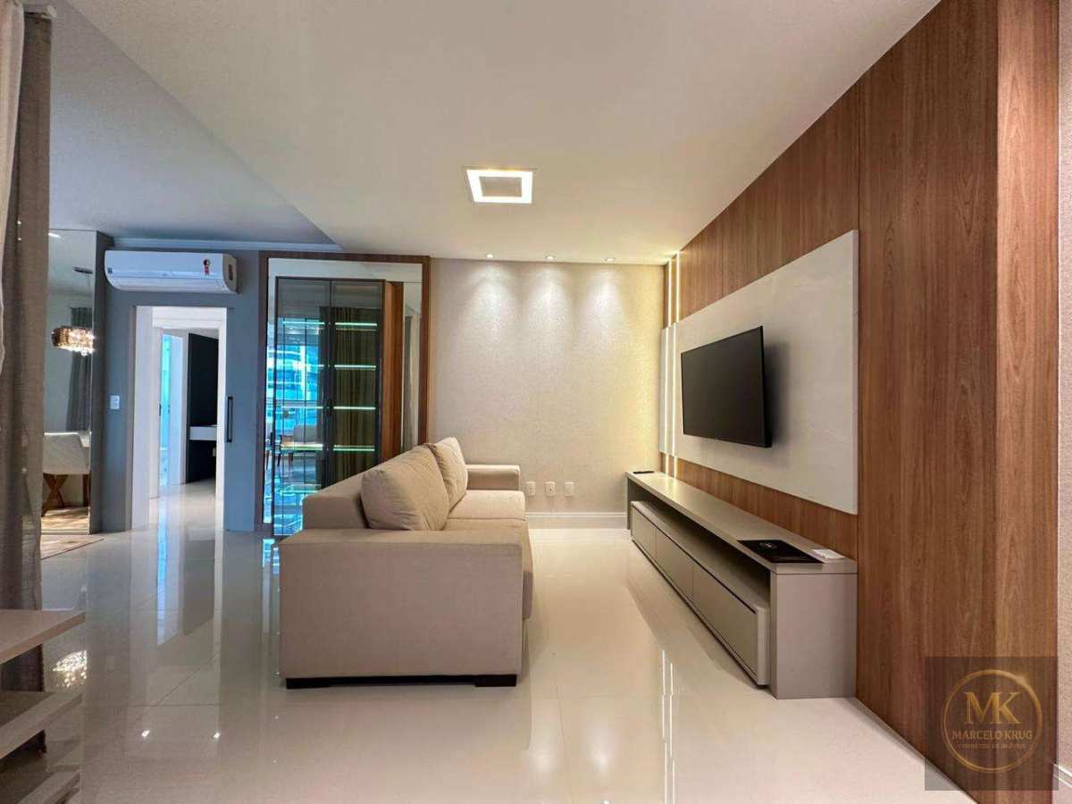 Apartamento à Venda, 3 Suítes 130.00m² Privativos + 3 Vagas Pagamento Facilitado em Meia Praia de Itapema SC - Marcelo Krug Corretor de Imóveis