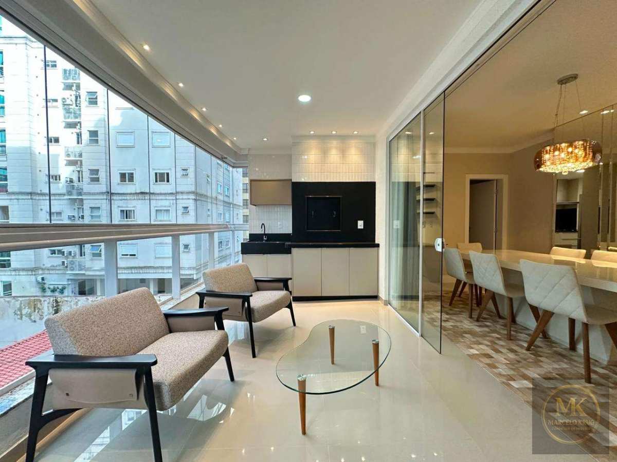 Apartamento à Venda, 3 Suítes 130.00m² Privativos + 3 Vagas Pagamento Facilitado em Meia Praia de Itapema SC - Marcelo Krug Corretor de Imóveis
