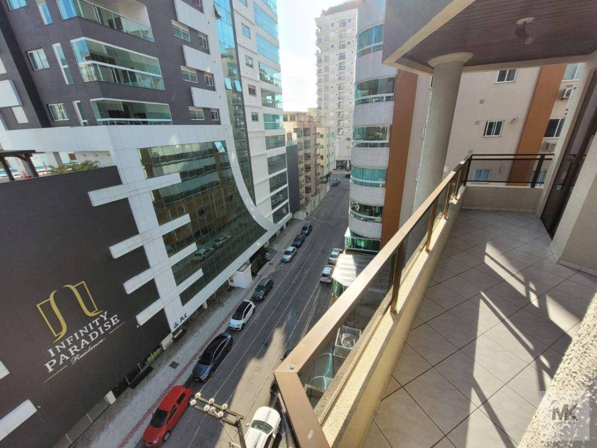 Apartamento Com 3 Quartos Sendo 1 Suíte + 1 Vaga de garagem 137.00m² Privativos em Meia Praia R$ 1.150.000,00 - Marcelo Krug Corretor de Imóveis