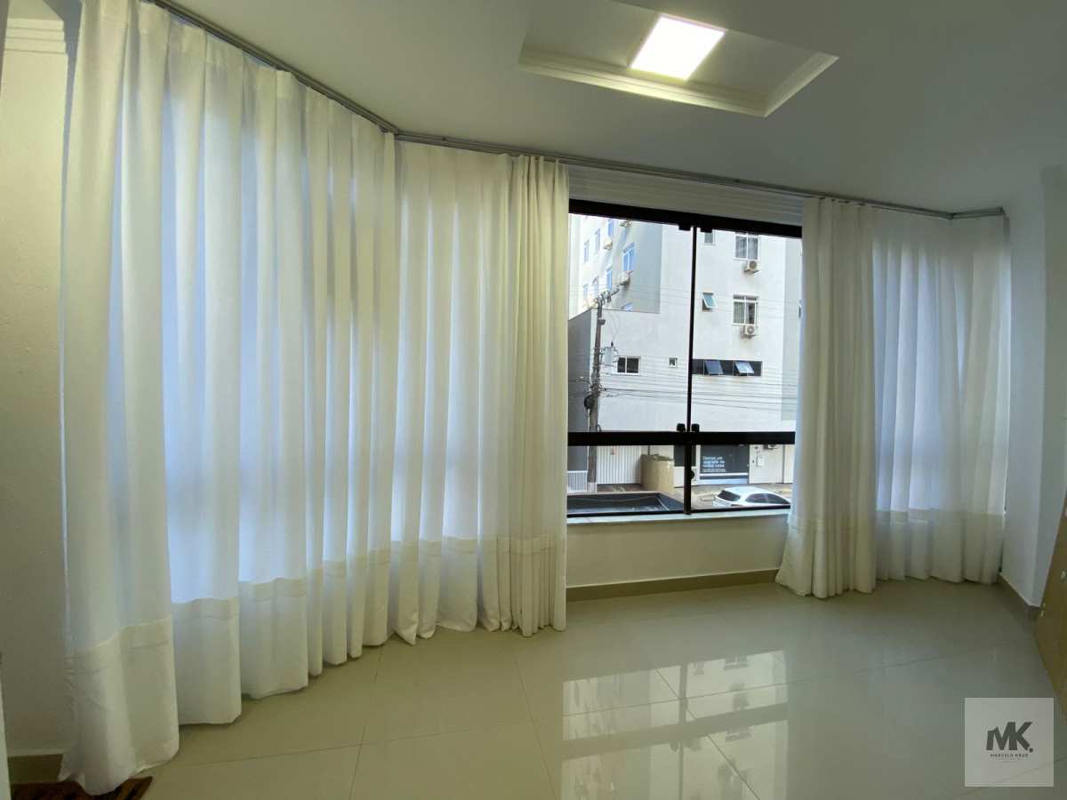 Apartamento à venda com 115m2 Privativos 3 Dormitórios Sendo 1 Suíte Próximo ao Mar em Meia Praia - Marcelo Krug Corretor de Imóveis