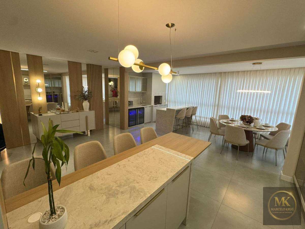 Apartamento à venda Finamente Mobiliado e Decorado 3 Suítes + 3 Vagas + Lazer Completo Pagamento Facilitado Meia Praia Itapema