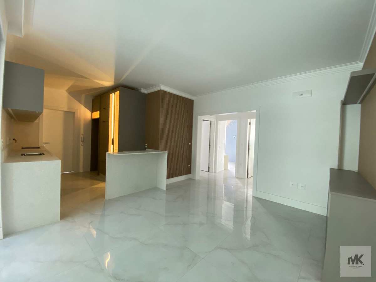 Apartamento à venda, com 3 Suítes + 3 Vagas de garagem + Lazer completo em Meia Praia Itapema SC Pagamento Facilitado - Marcelo Krug Corretor de Imóveis