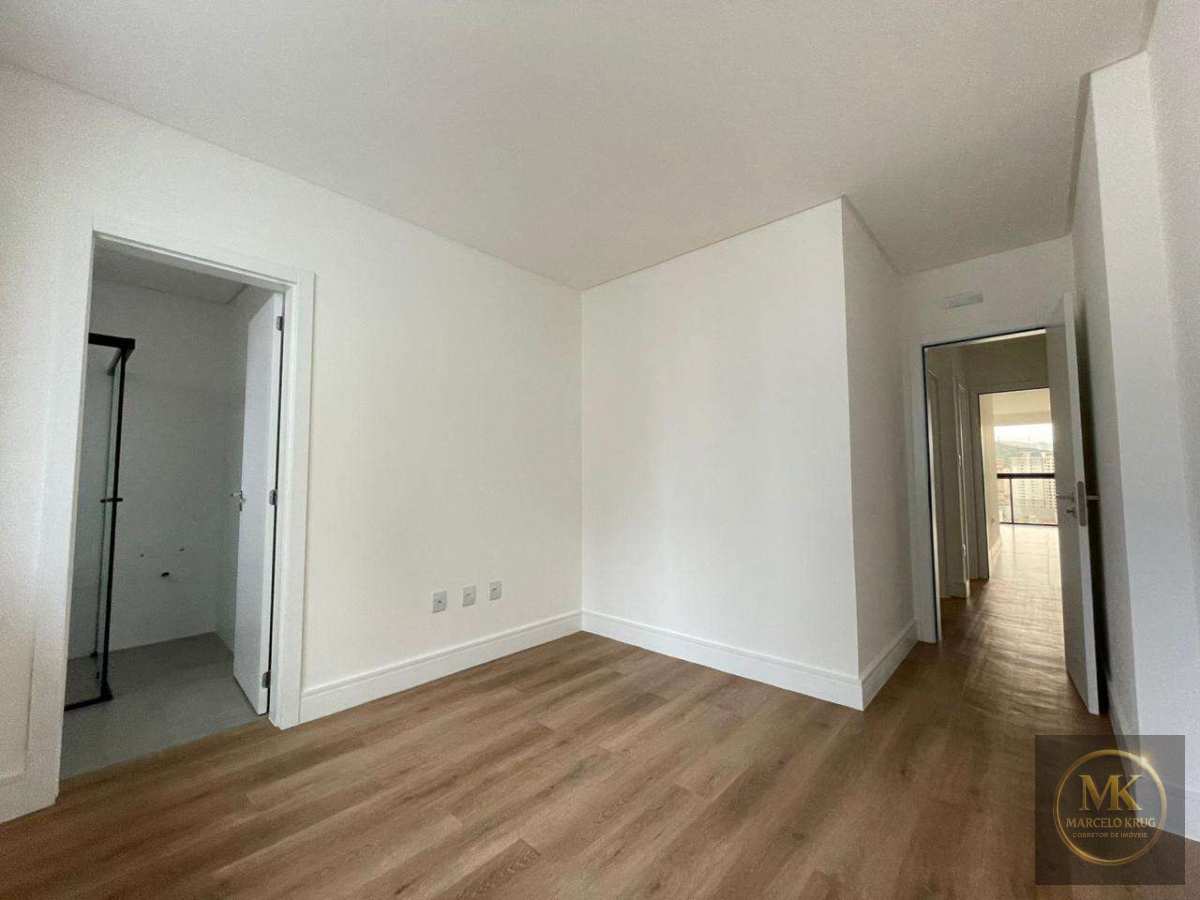 Apartamento à venda,  3 Suítes 115.00m2 Privativos Pagamento Direto com Proprietário  em Itapema, Meia Praia - Marcelo Krug Corretor de Imóveis