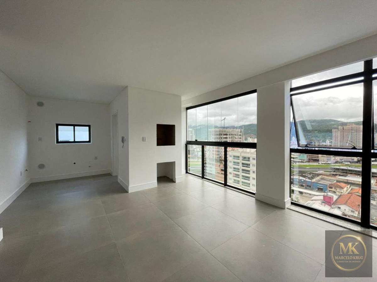 Apartamento à venda,  3 Suítes 115.00m2 Privativos Pagamento Direto com Proprietário  em Itapema, Meia Praia