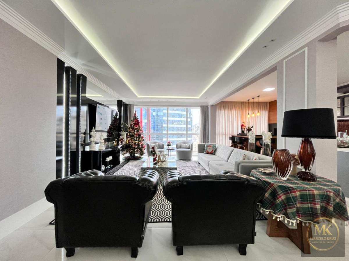 Apartamento à Venda, 4 Suítes 197.90m² Privativos 3 Vagas Meia Praia de Itapema Pagamento Facilitado Direto com Dono - Marcelo Krug Corretor de Imóveis