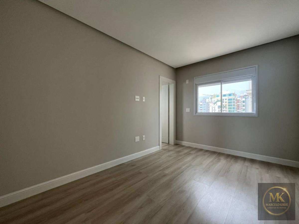 Apartamento à Venda, 4 Suítes 192.84m² Privativos Frente Mar Meia Praia de Itapema Pagamento Facilitado Direto Proprietário - Marcelo Krug Corretor de Imóveis