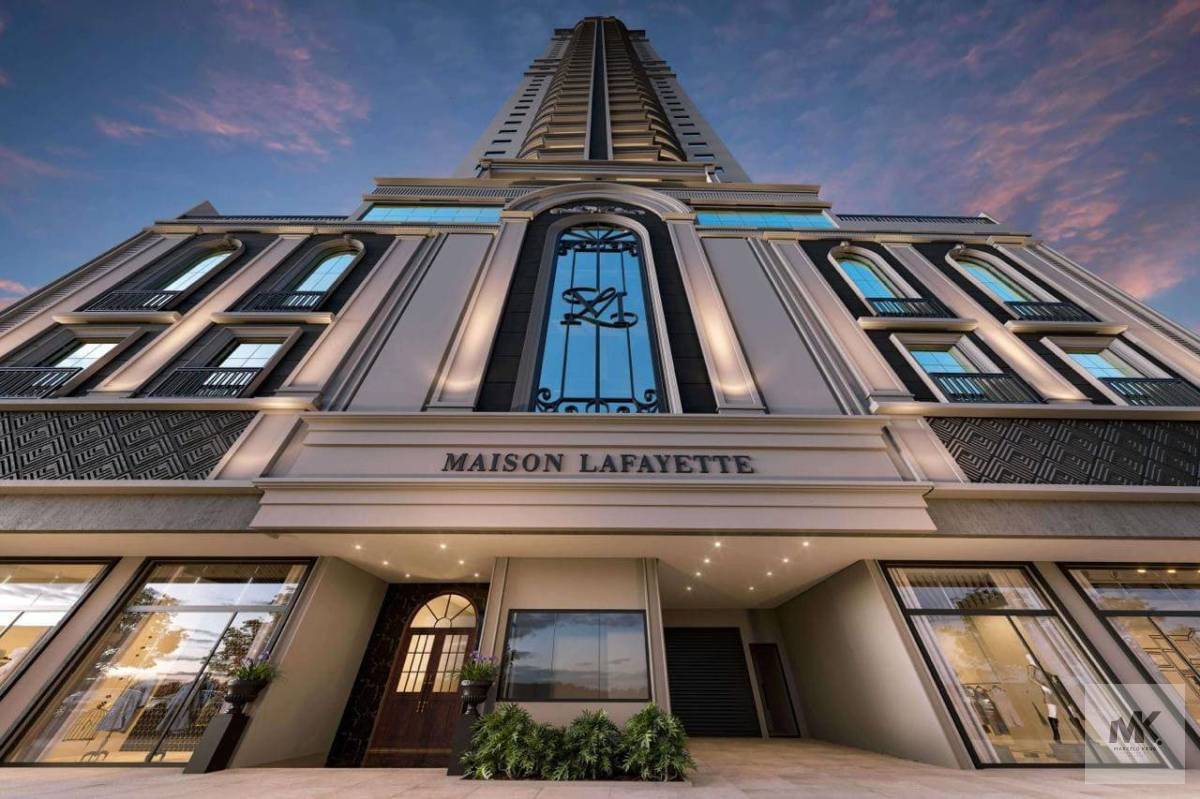 Apartamento Luxuoso  Meia Praia, com 4 Suítes com 185m2 Privativos Entrega este ano Pagamento Facilitado - Marcelo Krug Corretor de Imóveis