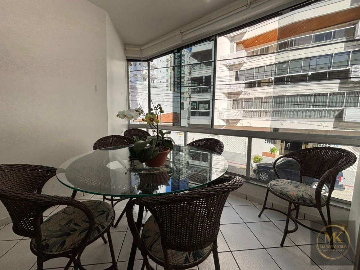 Apartamento à venda, no EDIFICIO CONCAVI,  em Itapema, Meia Praia, com 4 quartos, 179,62m² - Marcelo Krug Corretor de Imóveis