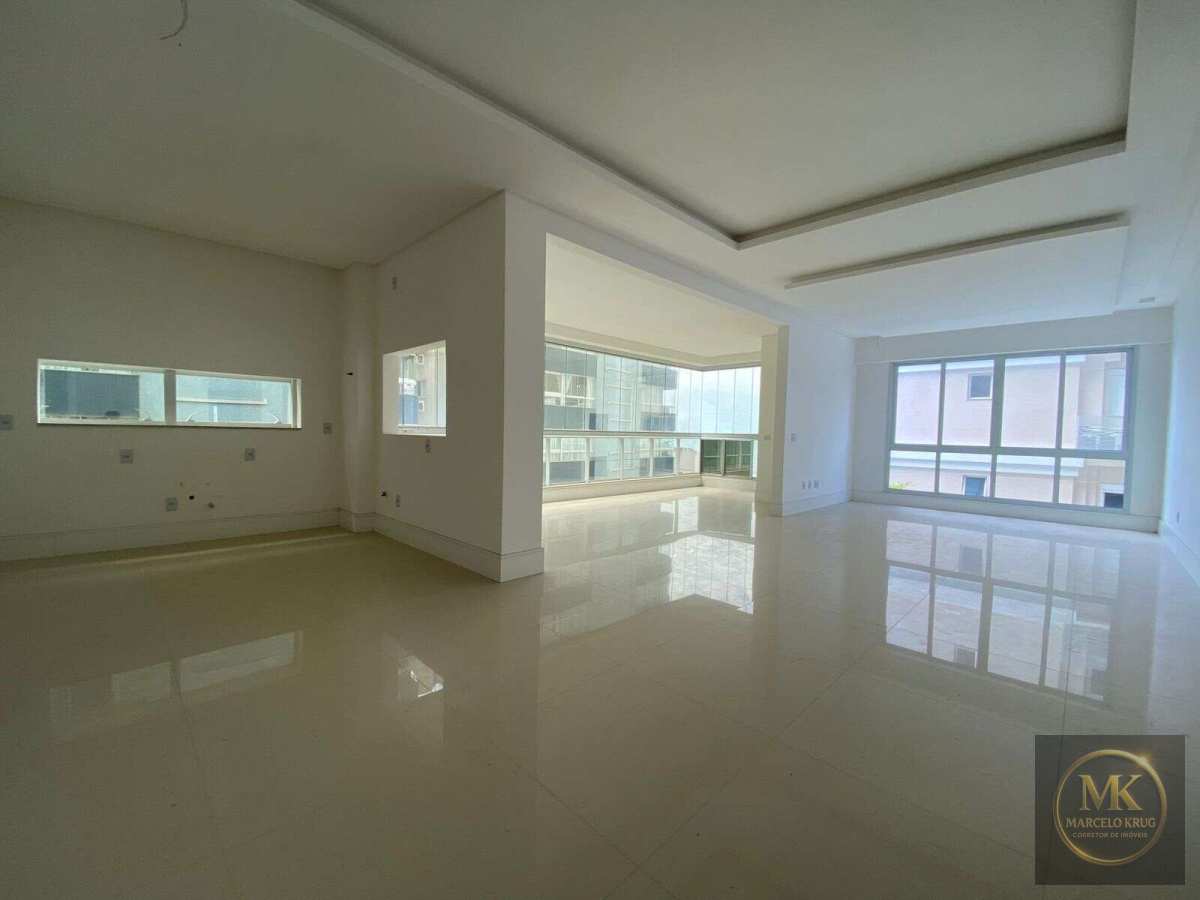 Apartamento Quadra Mar 4 Suítes Sendo 1 Máster 240.00m² Privativos Vista Mar + 3 Vagas Pagamento Direto Meia Praia Itapema - Marcelo Krug Corretor de Imóveis