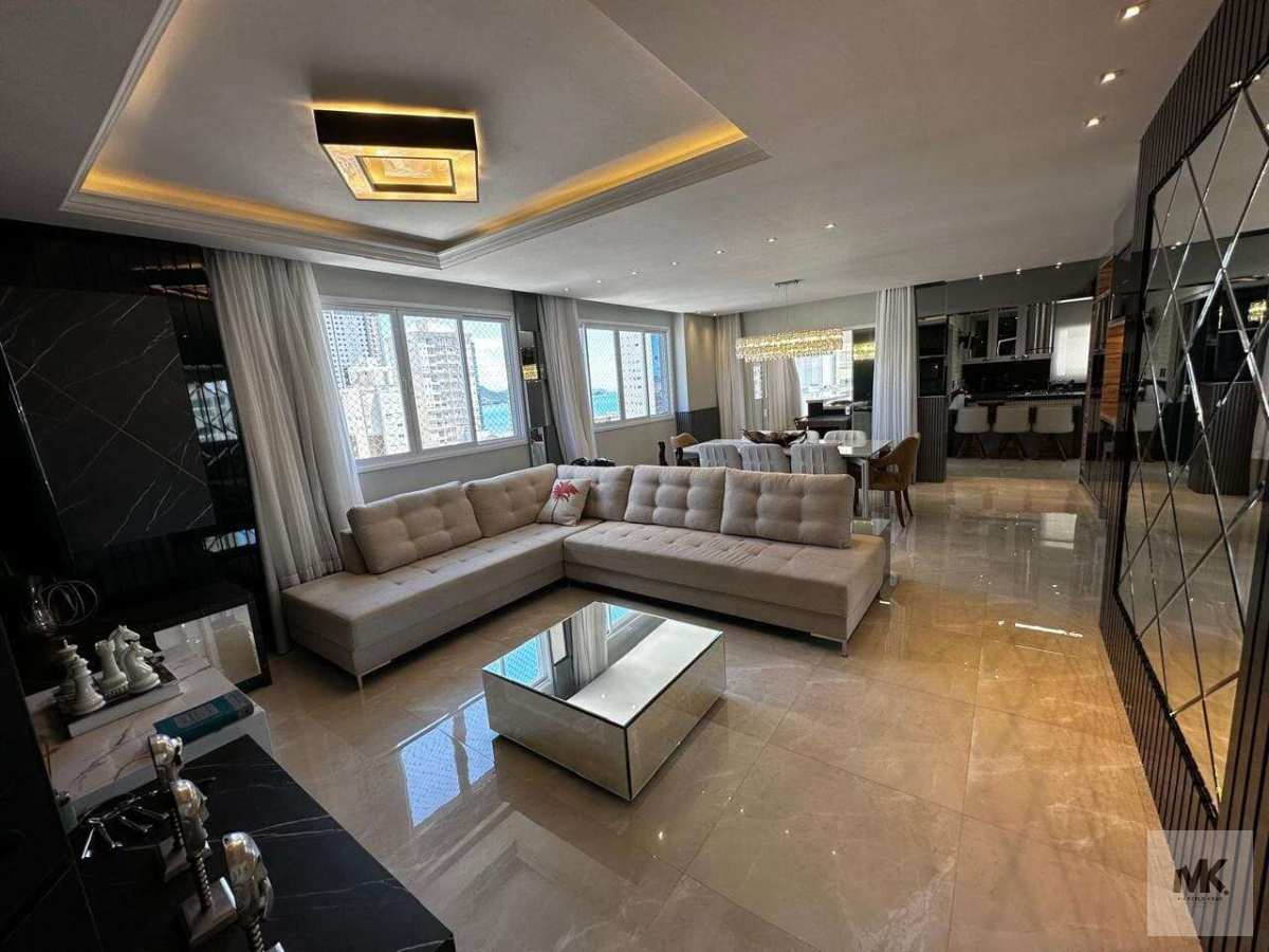 Apartamento à Venda, 4 Suítes Sendo 1 Máster 199.5m² + 3 Vagas de Garagem + Lazer Pagamento Facilitado Meia Praia Itapema SC - Marcelo Krug Corretor de Imóveis