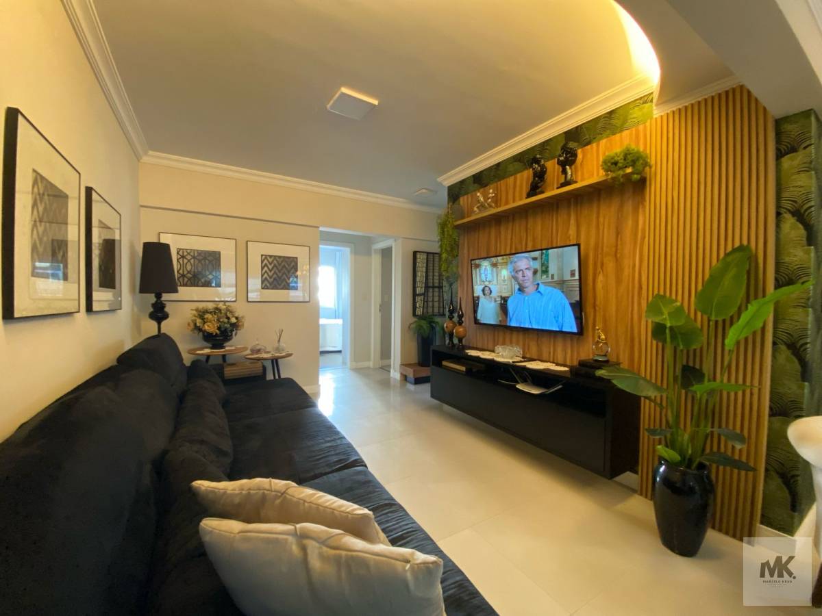 Apartamento à venda Quadra Mar com 4 Dormitórios Sendo 2 Suítes com 167.00m² Privativos em Meia Praia - Pag Facilitado. - Marcelo Krug Corretor de Imóveis