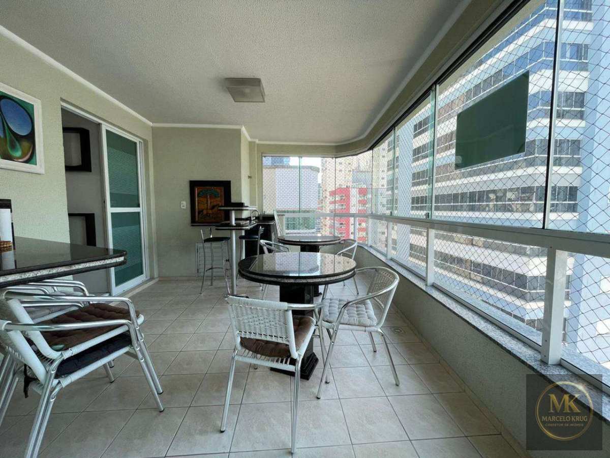 Apartamento à venda, 3 Dormitórios Sendo 1 Suíte + 4 Vagas de Garagem 134.00m² Privativos Pagamento Direto Dono Meia Praia Itapema
