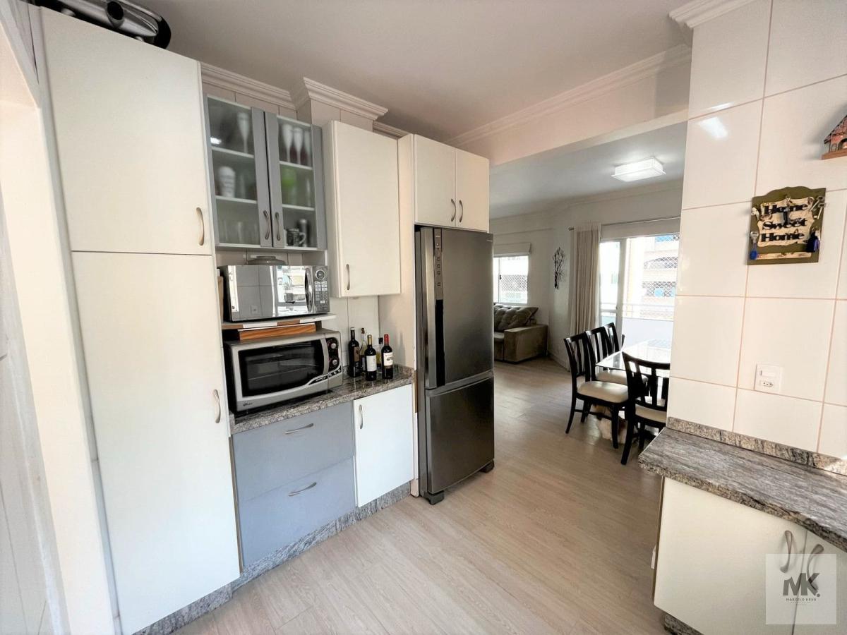 Apartamento á Venda  3 Dormitórios Sendo 1 suíte 112m²,Privativos  Meia Praia de Itapema - Marcelo Krug Corretor de Imóveis