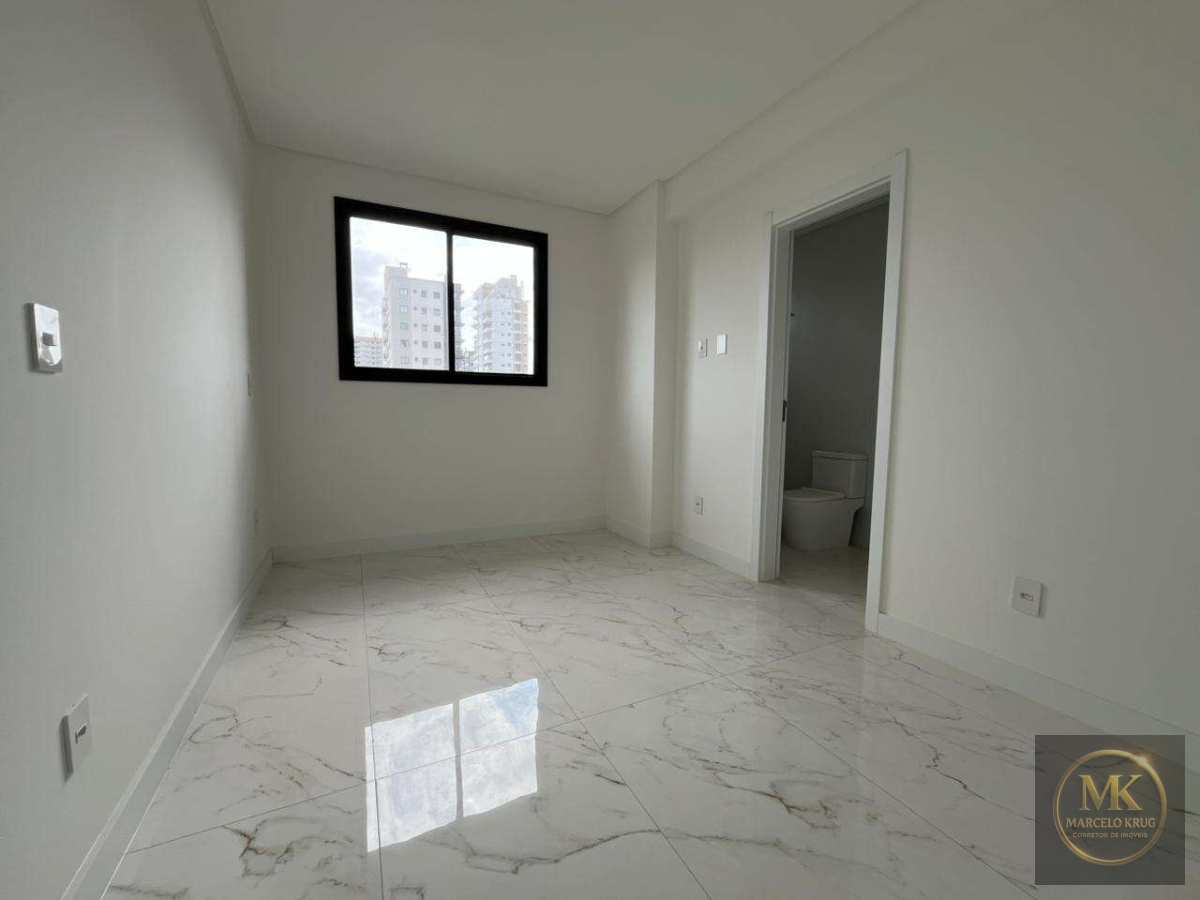 Apartamento à Venda, 2 Suítes 73.00 m2 Privativos Pagamento Facilitado Direto com Proprietário  em Perequê Porto Belo - Marcelo Krug Corretor de Imóveis