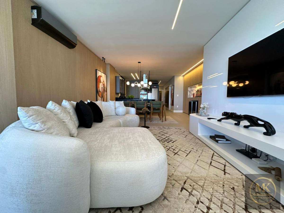 Apartamento à Venda, 4 Suítes 197m2 Privativos Pagamento Facilitado Direto Proprietário em Porto Belo, Perequê, - Marcelo Krug Corretor de Imóveis