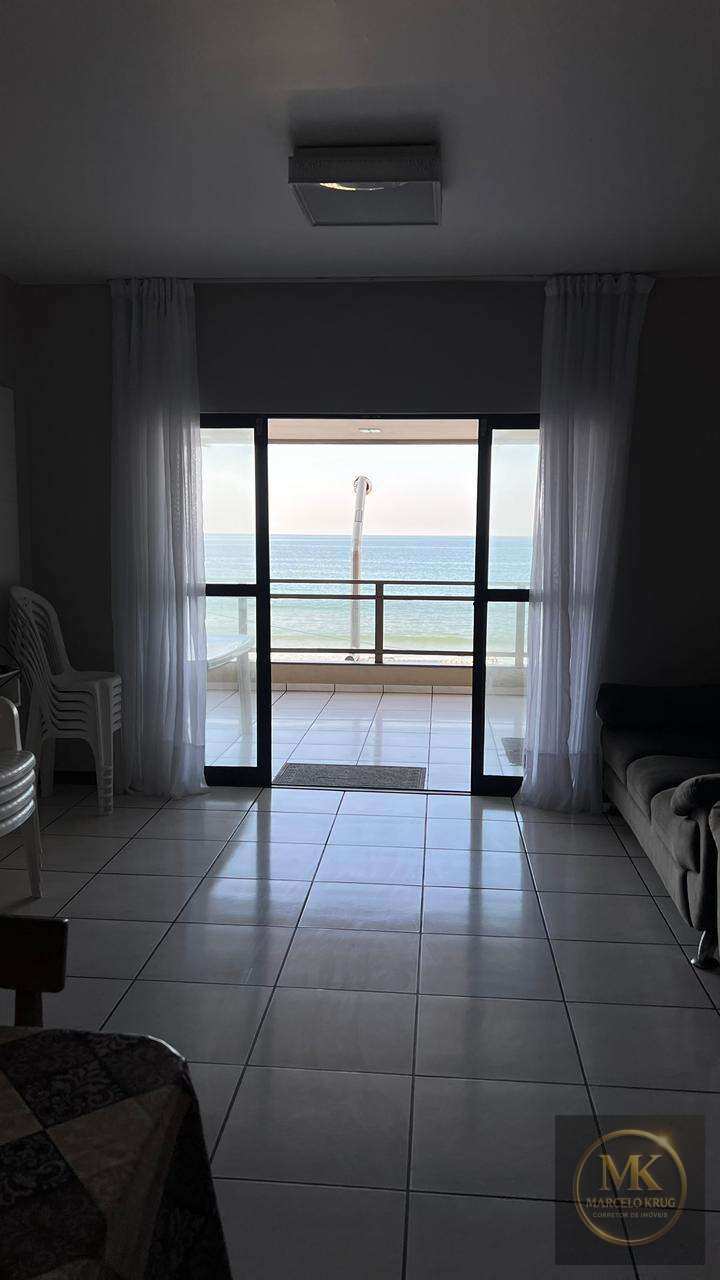 Apartamento á Venda Frente Mar 3 Dormitórios Sendo 1 suíte + 2 Vagas Garagem Meia Praia de Itapema Aceita Permuta em Brusque - Marcelo Krug Corretor de Imóveis