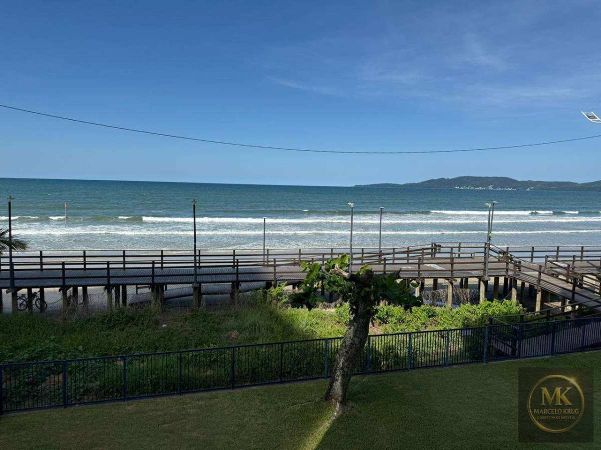 Apartamento á Venda Frente Mar  4 Dormitórios Sendo 2 suítes 197.m2 1 vaga Pagamento Facilitado em Meia Praia Itapema - Marcelo Krug Corretor de Imóveis