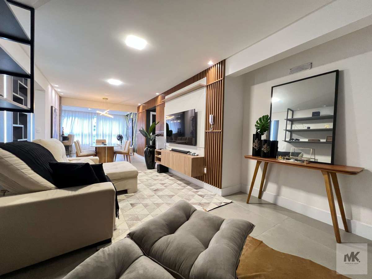 Apartamento à venda, 2 Suítes + 2 Vagas + Lazer Completo 108.00m² R$ 1.490.000,00 Meia Praia Itapema SC - Marcelo Krug Corretor de Imóveis