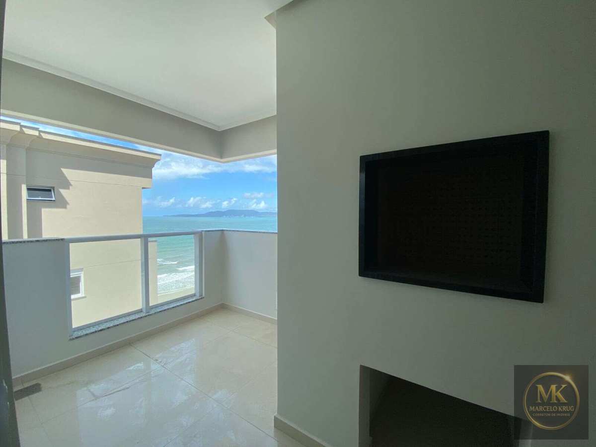 Apartamento á Venda Prédio Frente Mar 3 suítes + 2 Vagas em Meia Praia Ótima Localização Pagamento Direto Proprietário - Marcelo Krug Corretor de Imóveis