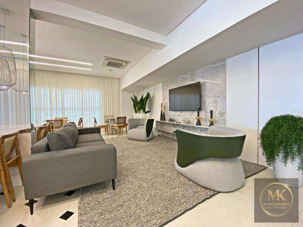 Apartamento á Venda Quadra Mar 4 Suítes Sendo 1 Máster 3 Vagas Pagamento Facilitado Direto Dono em Meia Praia Itapema - Marcelo Krug Corretor de Imóveis