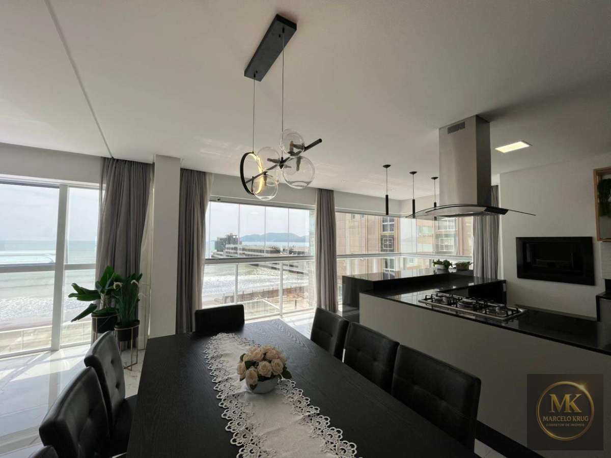 Apartamento á Venda Quadra Mar 4 Suítes Sendo 1 Máster 3 Vagas Pagamento Facilitado Direto Dono em Meia Praia Itapema