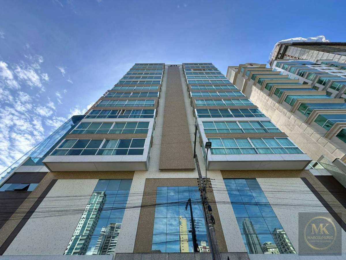 Apartamento Diferenciado á Venda Quadra Mar, Com Vista Mar, 3 Suítes 294m2 Privativos 3 vagas Pagamento Direto Cliente Meia Praia Itapema SC - Marcelo Krug Corretor de Imóveis