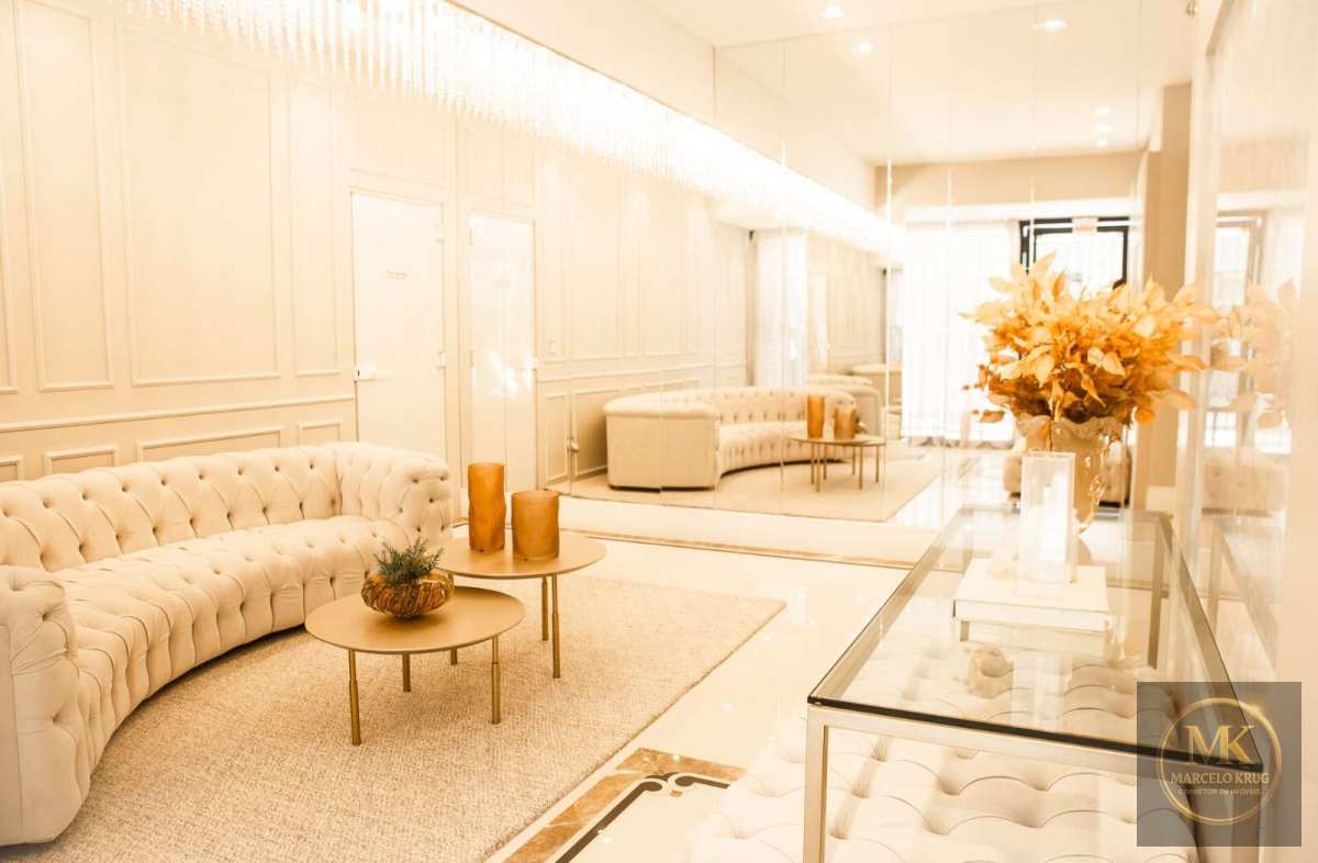 Apartamento à venda, QUADRA MAR, Meia Praia  em Itapema, com 4 suítes, 2 vagas, com  180m² privativo e Lazer Completo - Marcelo Krug Corretor de Imóveis