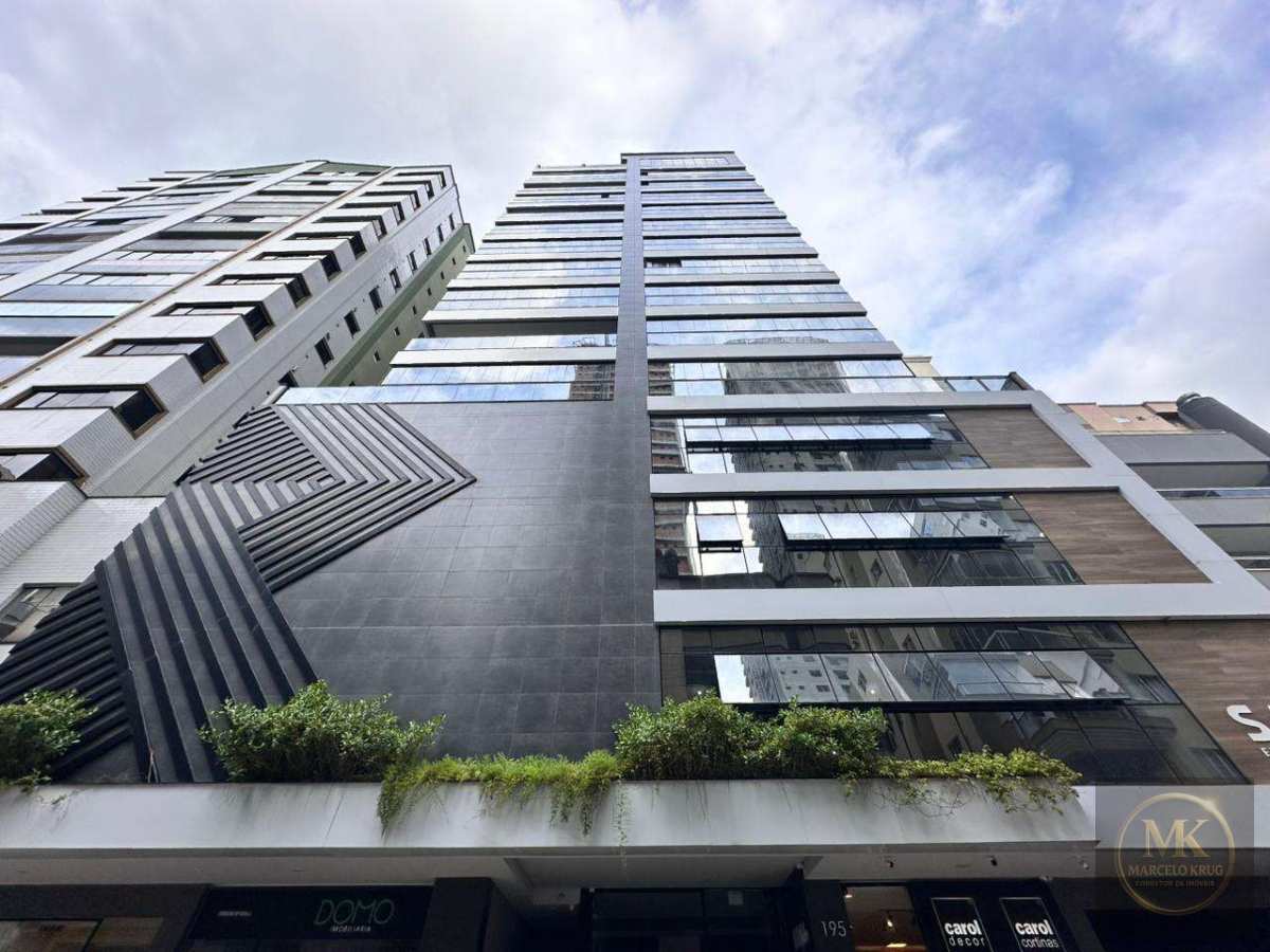 Apartamento à Venda, Suítes, 128.00m² Privativos + 2 Vagas de Garagem Pagamento Facilitado em Meia Praia Itapema. - Marcelo Krug Corretor de Imóveis