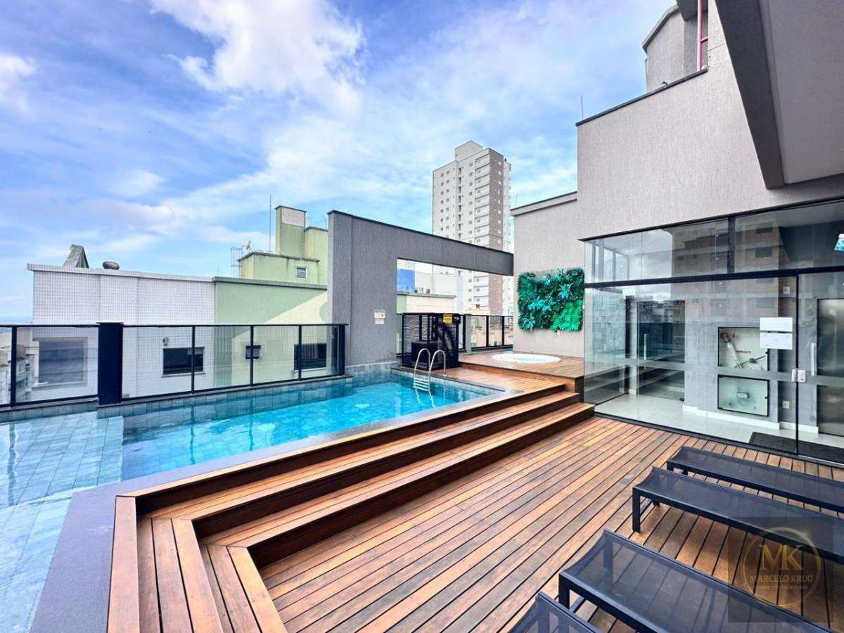 Apartamento à Venda, Suítes, 128.00m² Privativos + 2 Vagas de Garagem Pagamento Facilitado em Meia Praia Itapema. - Marcelo Krug Corretor de Imóveis