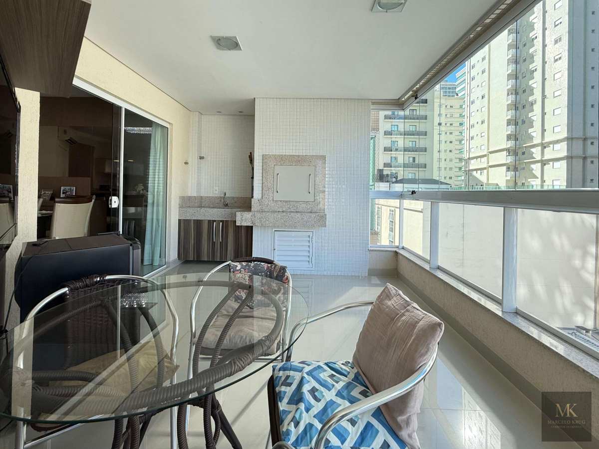 Apartamento 3 Dormitórios Sendo 1 suíte 122m2 - 2 Vagas de Garagem Pagamento Direto Proprietário em Meia Praia Itapema - Marcelo Krug Corretor de Imóveis