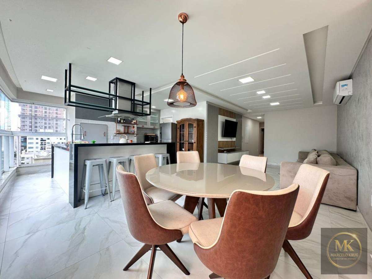 Apartamento à Venda 3 suítes 118m2 Privativos 2 Vagas Pagamento Direto com Proprietário em Meia Praia Itapema - Marcelo Krug Corretor de Imóveis