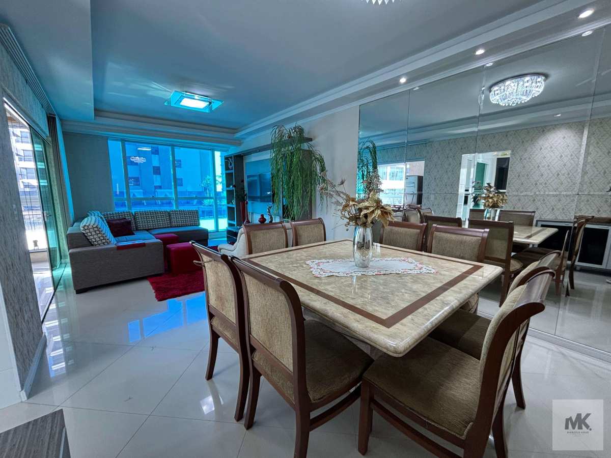 Apartamento com 139m2 Privativos com 3 Suítes + 2 vagas de Garagem em Meia Praia Pagamento Facilitado.50 % entrada - Marcelo Krug Corretor de Imóveis