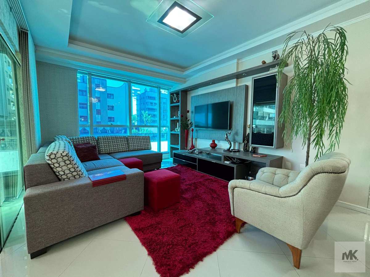 Apartamento com 139m2 Privativos com 3 Suítes + 2 vagas de Garagem em Meia Praia Pagamento Facilitado.50 % entrada - Marcelo Krug Corretor de Imóveis