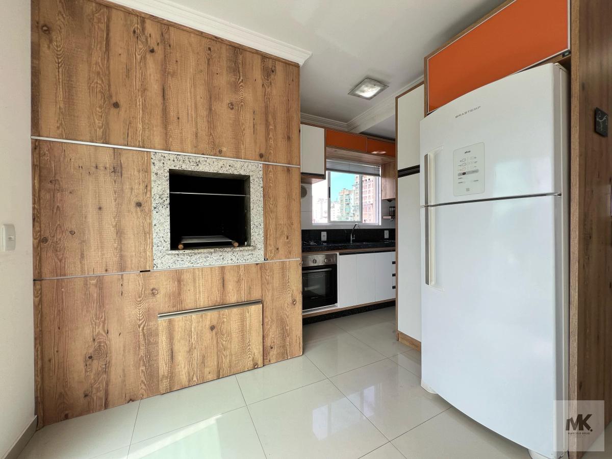 Apartamento á Venda 2 Dormitórios Sendo 1 suíte 77m² Privativos  em Itapema, Meia Praia - Marcelo Krug Corretor de Imóveis