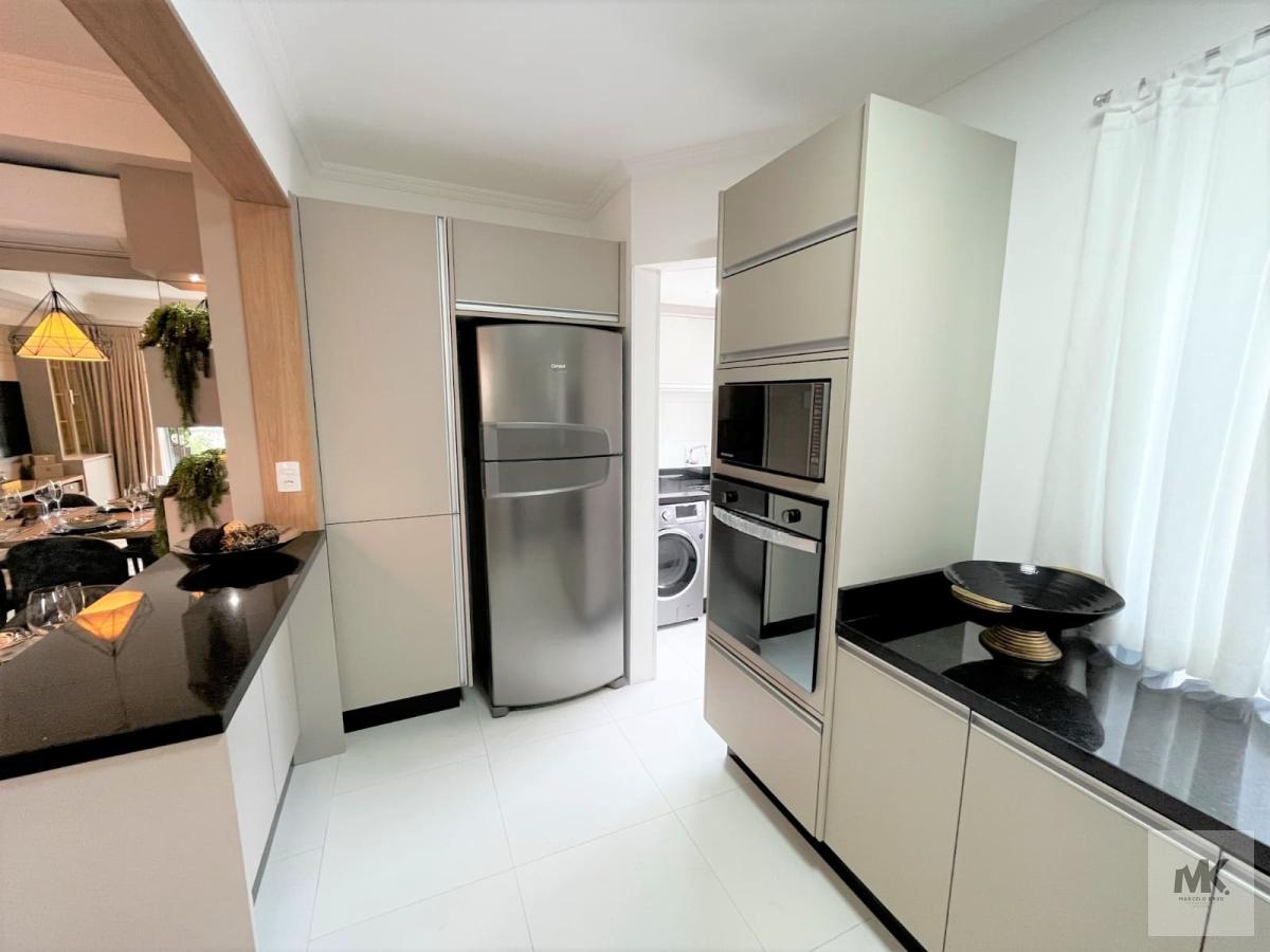 Apartamento com 3 quartos, 121m², à venda em Itapema, Meia Praia - Marcelo Krug Corretor de Imóveis