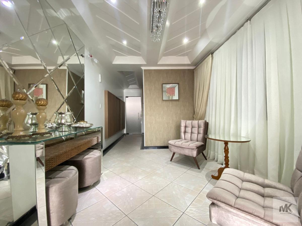 Apartamento com 3 quartos Sendo 1 Suíte + 1 Vaga de Garagem  com 120m² Privativos à venda em Meia Praia Itapema SC - Marcelo Krug Corretor de Imóveis