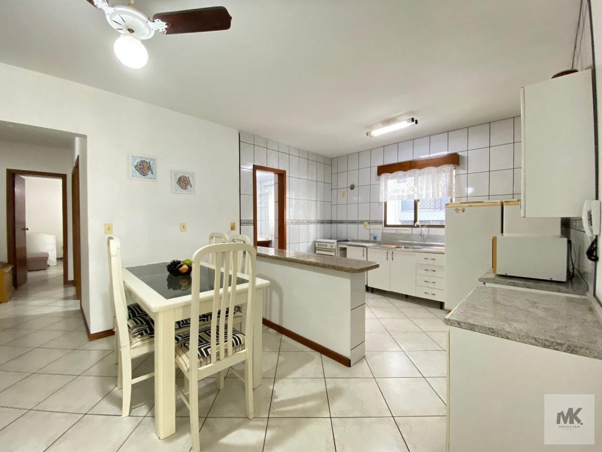 Apartamento com 3 quartos Sendo 1 Suíte + 1 Vaga de Garagem  com 120m² Privativos à venda em Meia Praia Itapema SC - Marcelo Krug Corretor de Imóveis