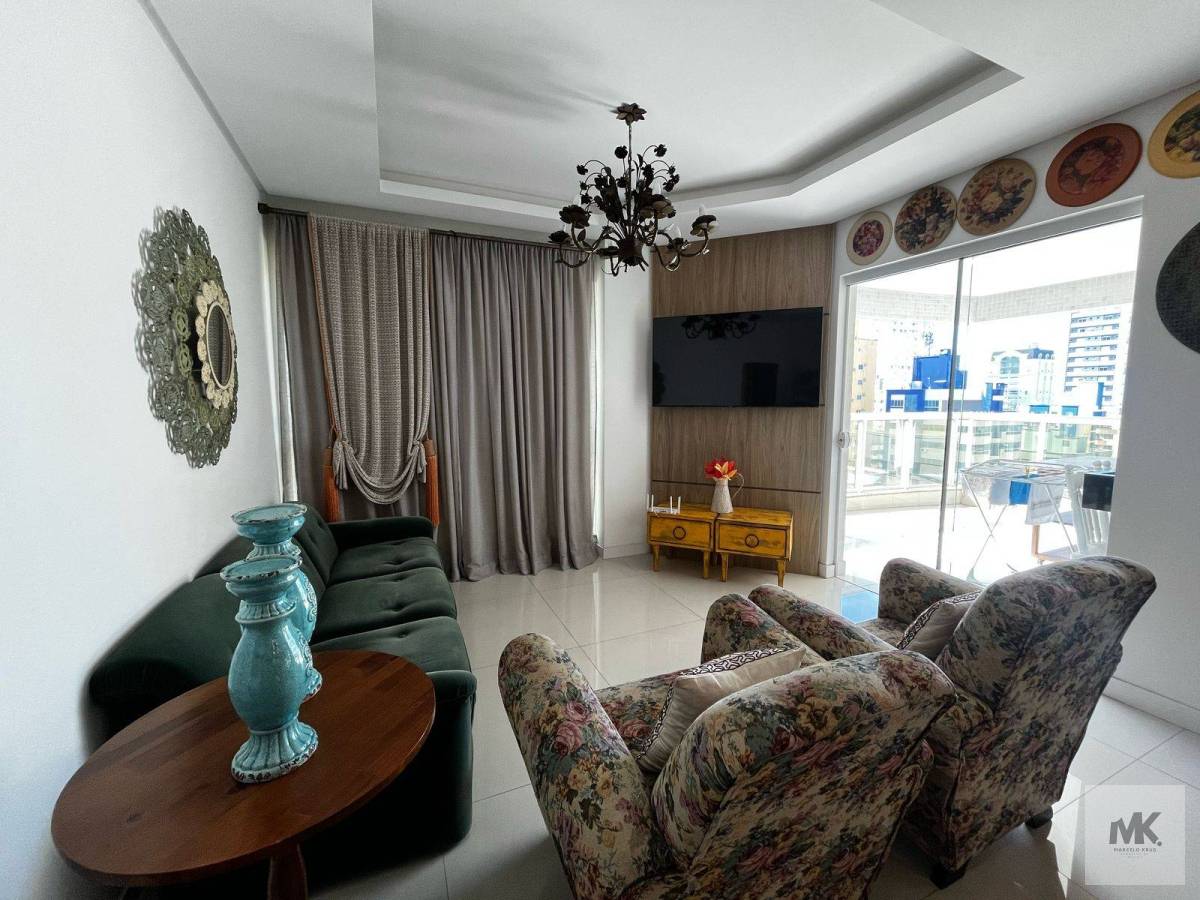 Apartamento com 3 Suítes 2 vagas de Garagem com Vista Mar em Meia Praia de Itapema SC. - Marcelo Krug Corretor de Imóveis