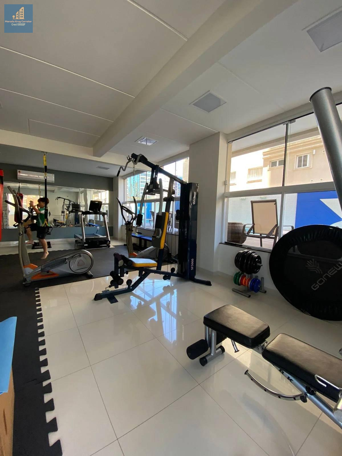 Belíssimo Apartamento com uma Linda Vista Mar com 4 Suítes de 268.27m²Privativos Na Meia Praia Itapema. - Marcelo Krug Corretor de Imóveis